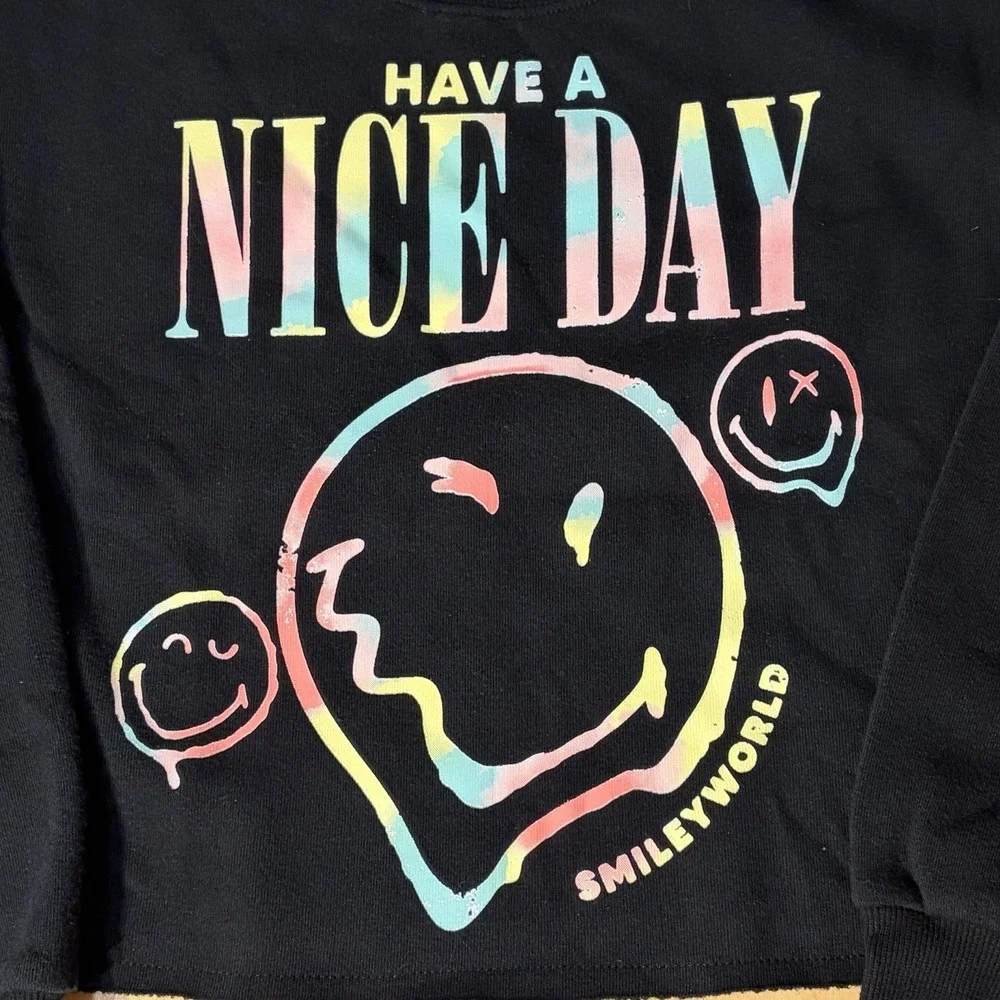 SmileyWorld‎ Have A Nice Day Black Cropped Sweatshirt Girls Size Medium 8
